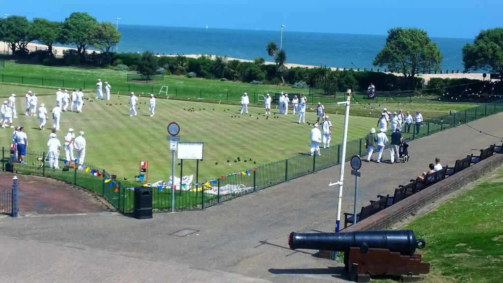 Ebor Lodge Eastbourne Exterior foto